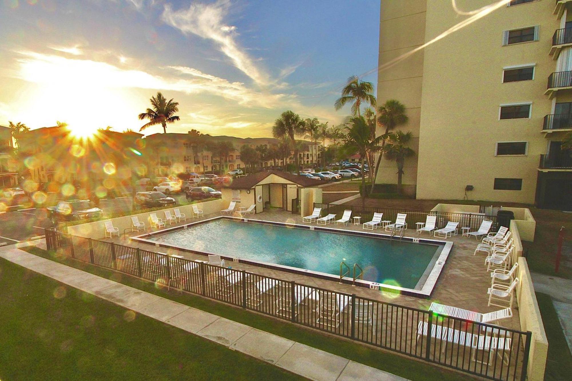 Ocean Breeze Condo Jensen Beach Εξωτερικό φωτογραφία